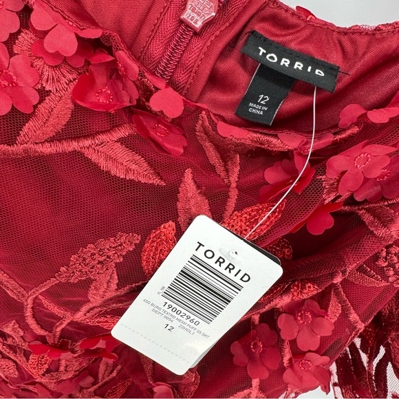 Torrid Red feminine whimsical, whimsy Floral Lace Mini Dress size 12 NWT - Picture 6 of 12